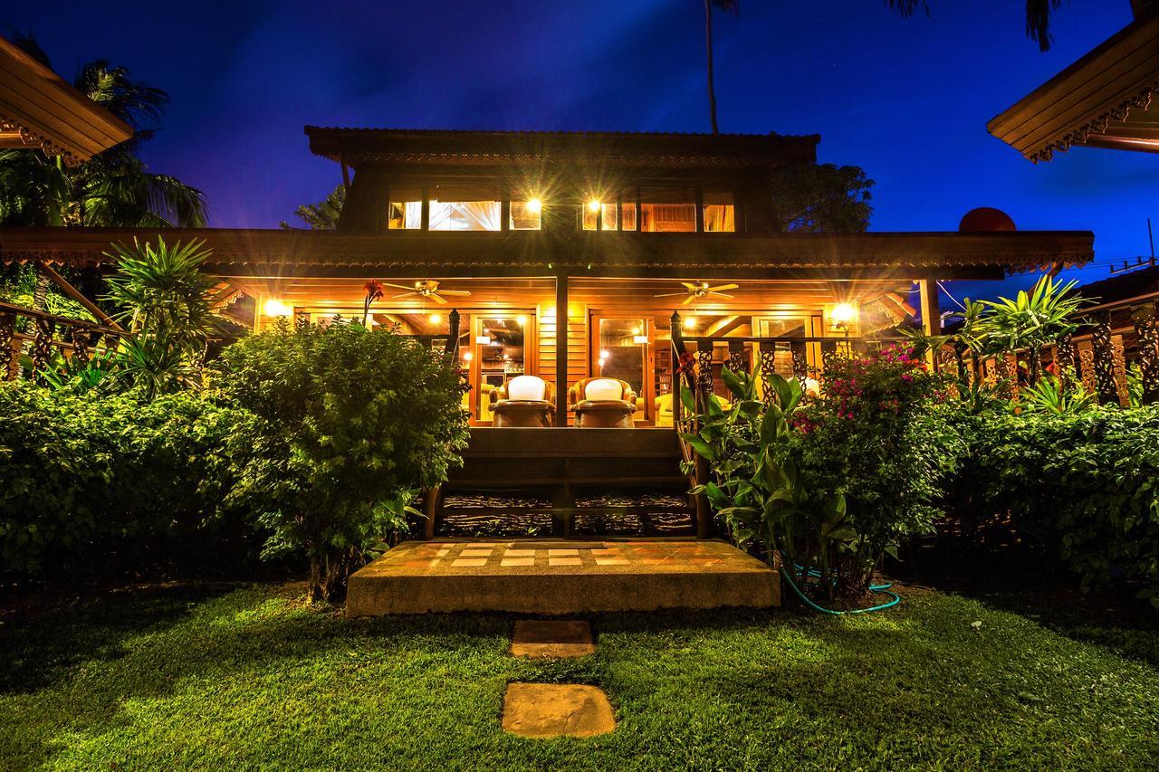 Erawan Villa Hotel Bang Rak Beach  Exterior foto